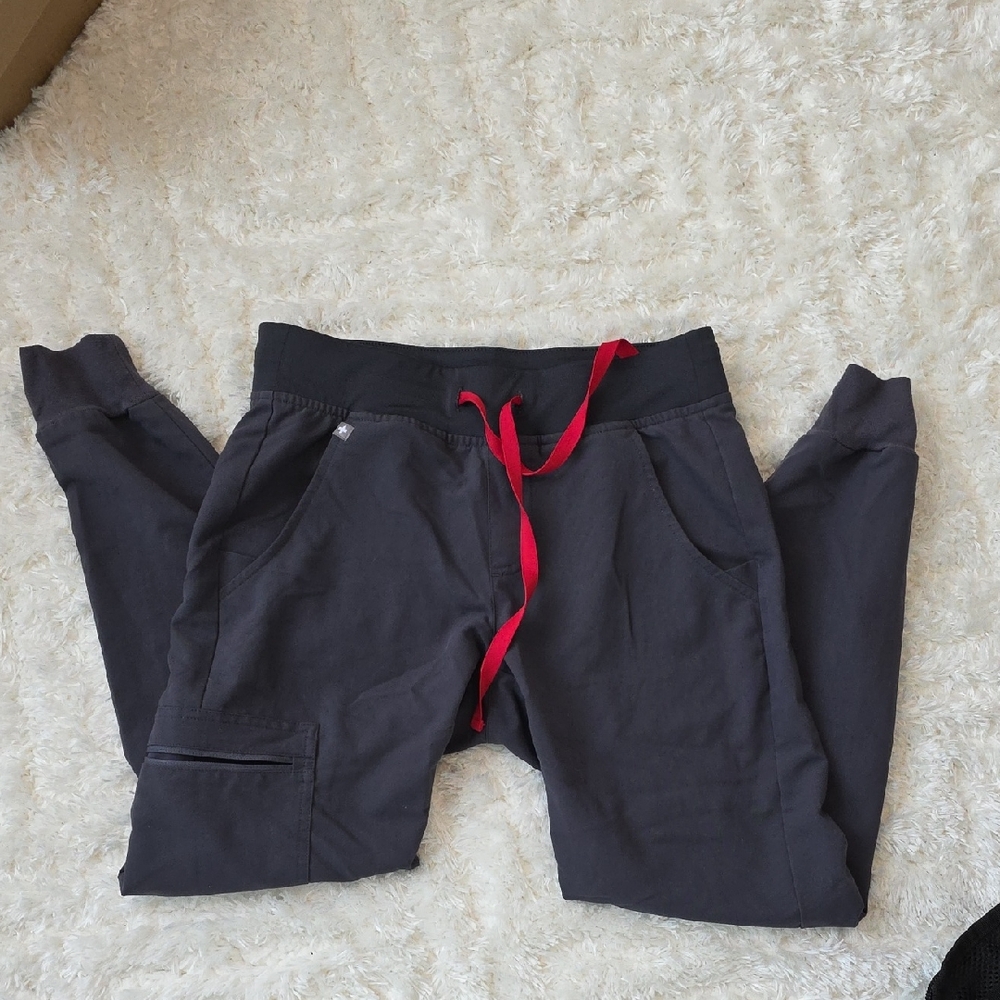 Figs Zamora Xs Petite
